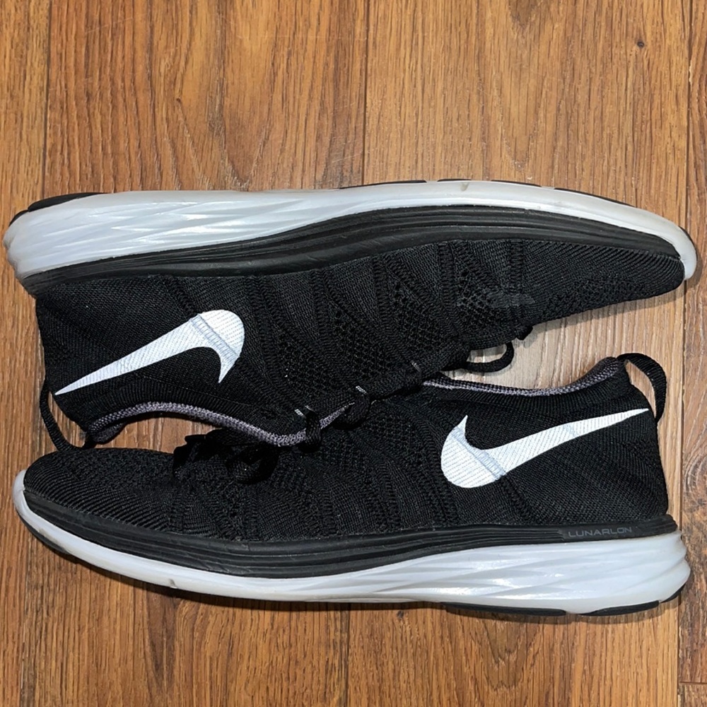 Nike Men's Flyknit Lunar 2